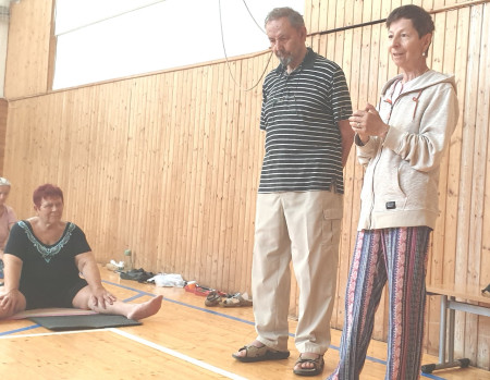 Byli jste soucitní přátelé - za rok NASHLEDANOU